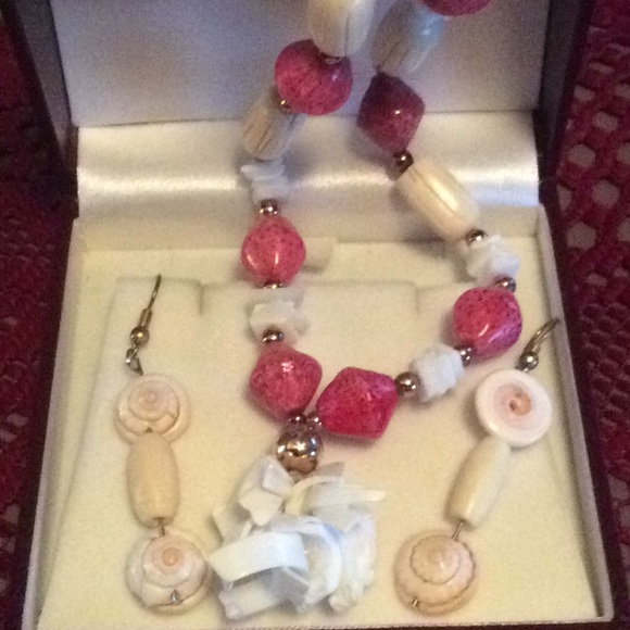 🐚Beautiful Beaded Beach 🏖Set - Picture 3 of 3